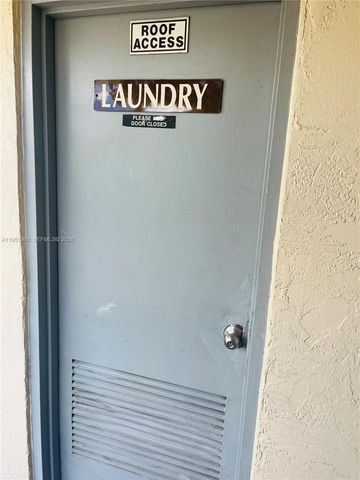 3070 NW 48th Ter 413, Lauderdale Lakes, FL 33313