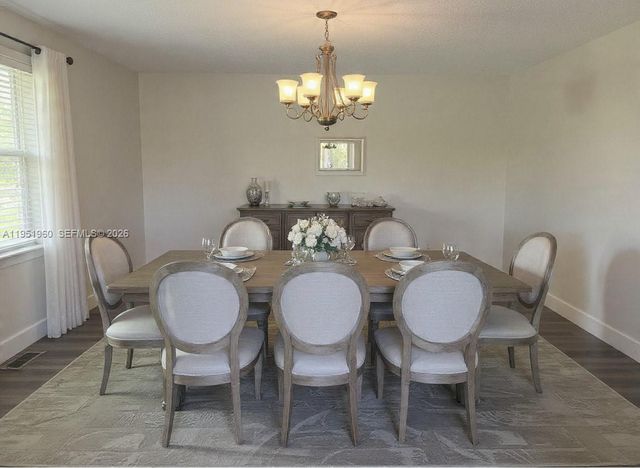 3070 NW 48th Ter 413, Lauderdale Lakes, FL 33313