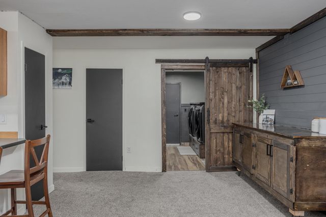 1250 SUTTON LOOP, Fairbanks, AK 99701