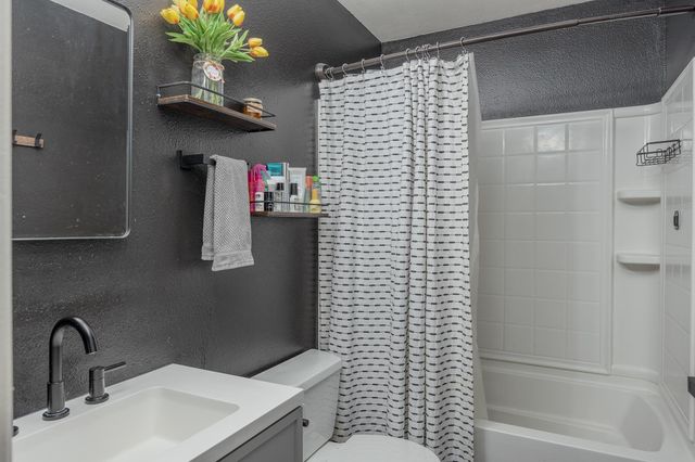 1250 SUTTON LOOP, Fairbanks, AK 99701