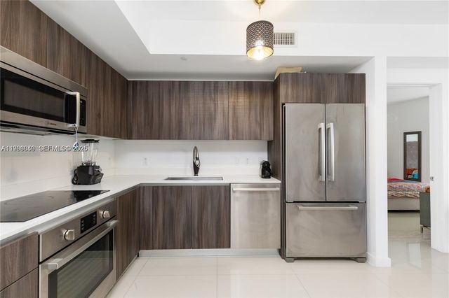 488 NE 18th St 2802, Miami, FL 33132