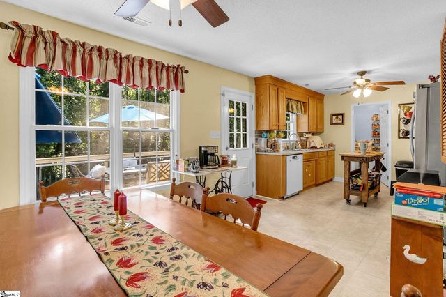145 Austin Place Drive, Boiling Springs, SC 29319