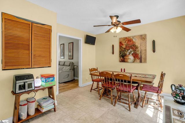 145 Austin Place Drive, Boiling Springs, SC 29319