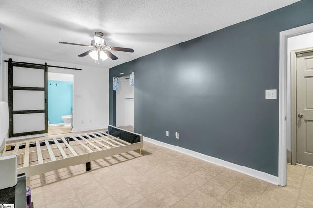 145 Austin Place Drive, Boiling Springs, SC 29319