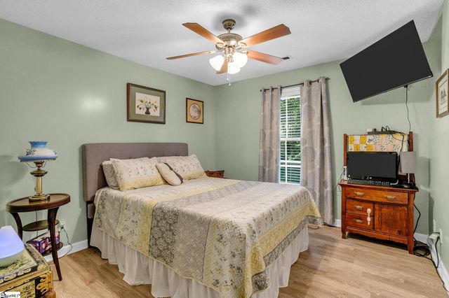 145 Austin Place Drive, Boiling Springs, SC 29319