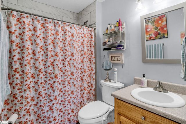 145 Austin Place Drive, Boiling Springs, SC 29319
