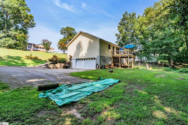 145 Austin Place Drive, Boiling Springs, SC 29319