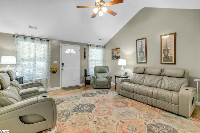 145 Austin Place Drive, Boiling Springs, SC 29319