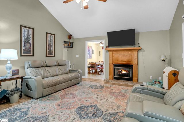 145 Austin Place Drive, Boiling Springs, SC 29319