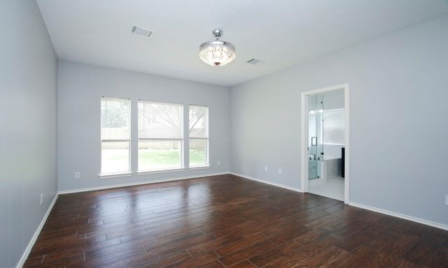 10314 Cliff Haven Court, Houston, TX 77095