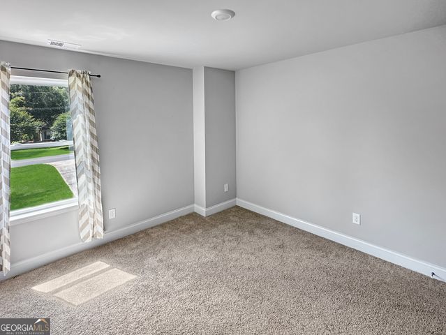 160 Deerfield Trace, Barnesville, GA 30204