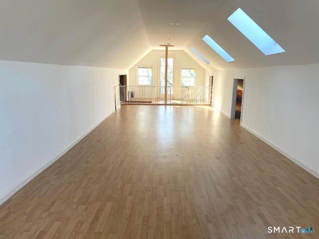 350 Access Road, Stratford, CT 06615