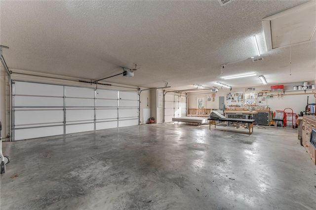 67 Pamona Drive, Bella Vista, AR 72715