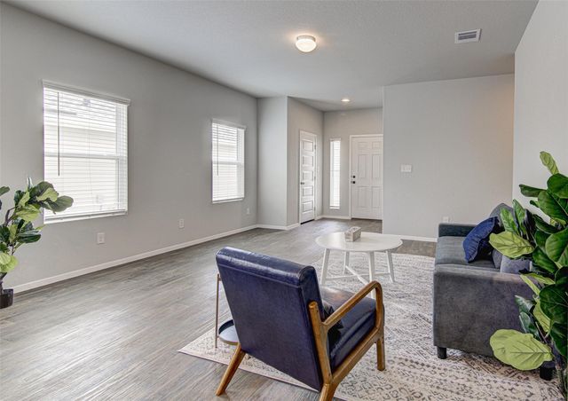 156 Tillage RD, Elgin, TX 78621