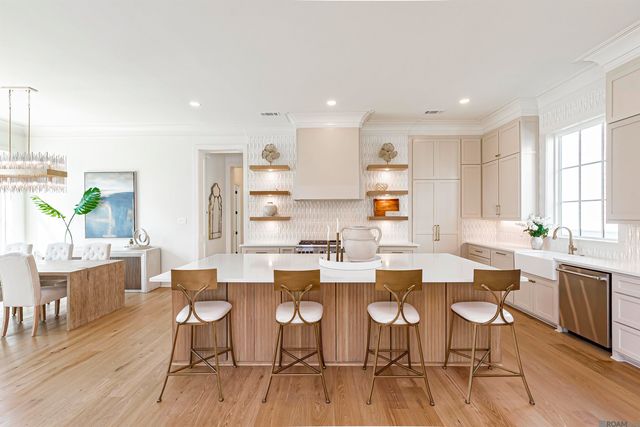 8318 Hattic St, Baton Rouge, LA 70817