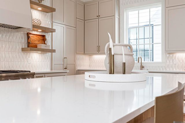 8318 Hattic St, Baton Rouge, LA 70817