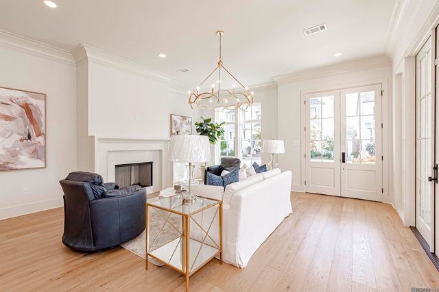 8318 Hattic St, Baton Rouge, LA 70817