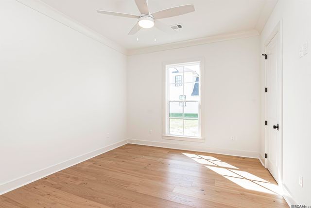 8318 Hattic St, Baton Rouge, LA 70817