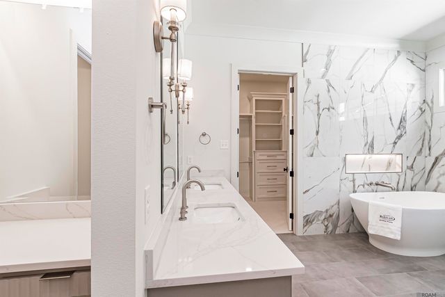 8318 Hattic St, Baton Rouge, LA 70817