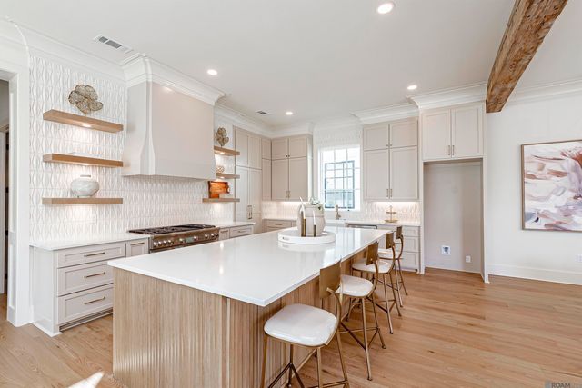 8318 Hattic St, Baton Rouge, LA 70817