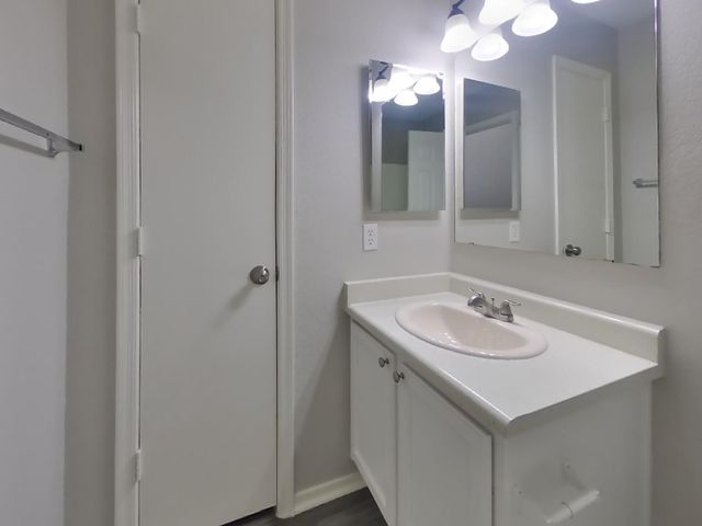 13962 N 132nd Lane, Surprise, AZ 85379