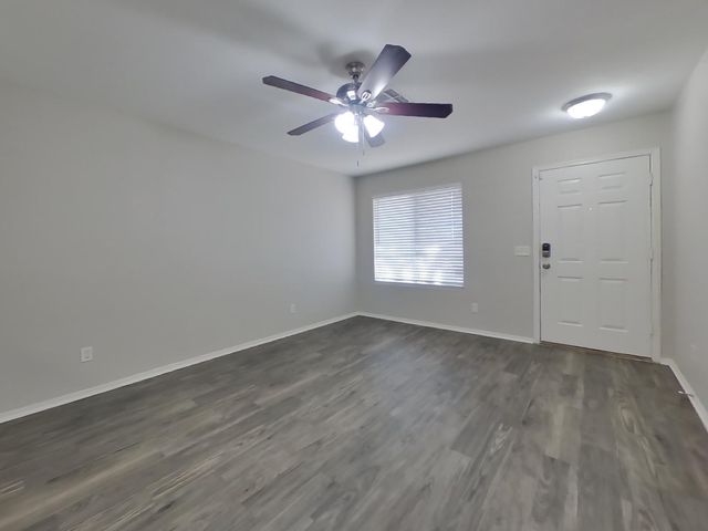 13962 N 132nd Lane, Surprise, AZ 85379