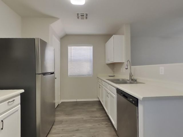 13962 N 132nd Lane, Surprise, AZ 85379