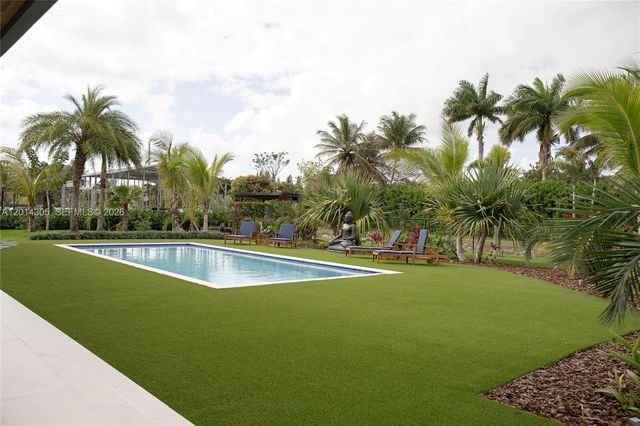 13231 SW 220 Street, Miami, FL 33170