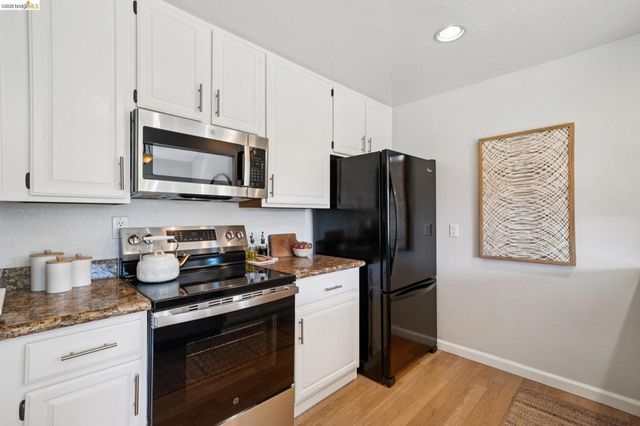 10 Pomfret Walk, Pleasant Hill, CA 94523