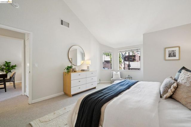 10 Pomfret Walk, Pleasant Hill, CA 94523