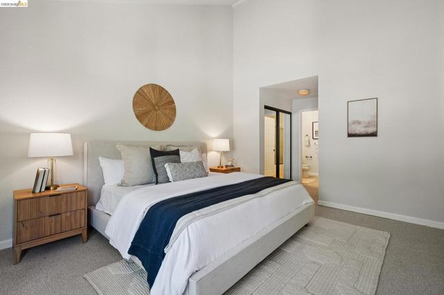 10 Pomfret Walk, Pleasant Hill, CA 94523