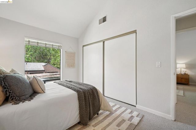 10 Pomfret Walk, Pleasant Hill, CA 94523