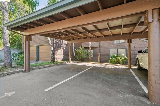 10 Pomfret Walk, Pleasant Hill, CA 94523