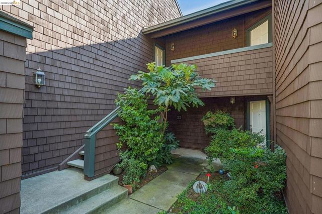 10 Pomfret Walk, Pleasant Hill, CA 94523