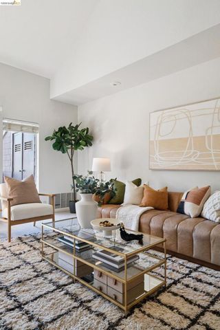 10 Pomfret Walk, Pleasant Hill, CA 94523