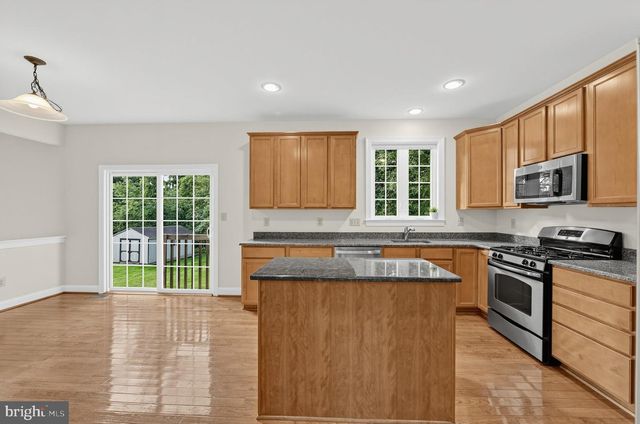 146 HIGHLAND DR, Coatesville, PA 19320