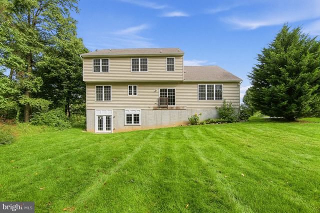 146 HIGHLAND DR, Coatesville, PA 19320