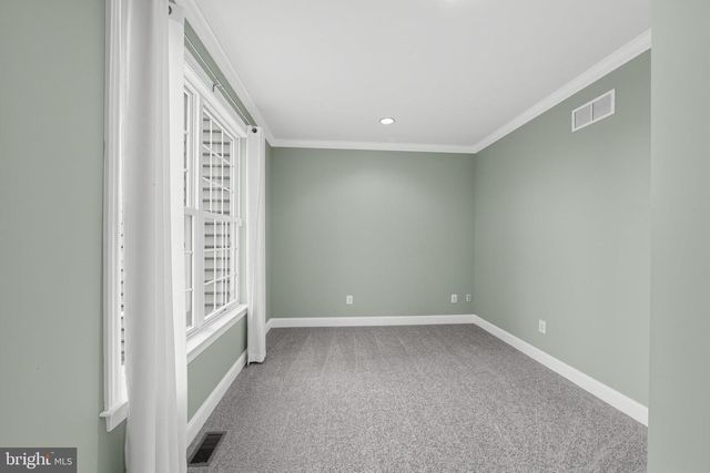 146 HIGHLAND DR, Coatesville, PA 19320