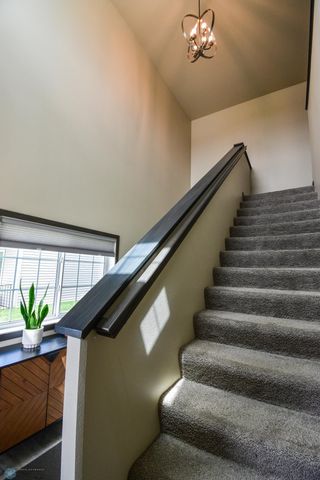 412 Hampton Drive W, Moorhead, MN 56560