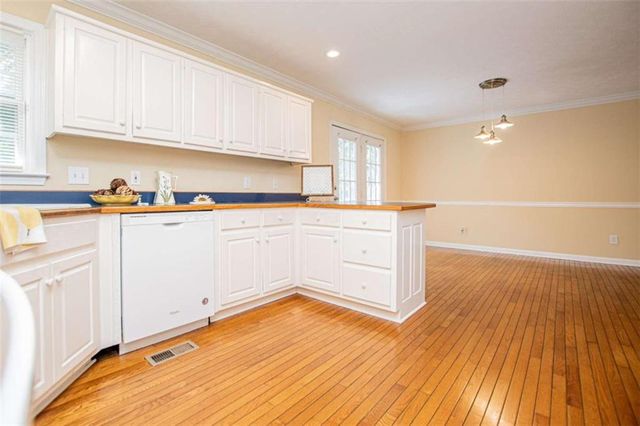 203 Comly Rich Drive, Carrollton, GA 30117