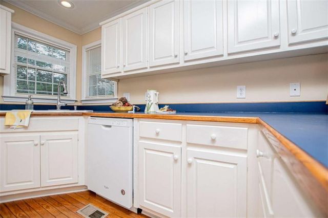 203 Comly Rich Drive, Carrollton, GA 30117