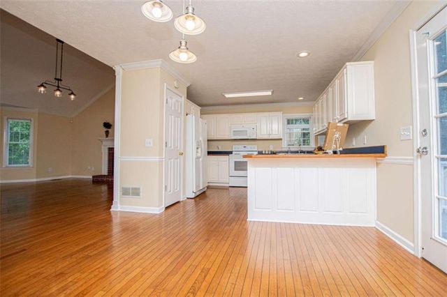 203 Comly Rich Drive, Carrollton, GA 30117