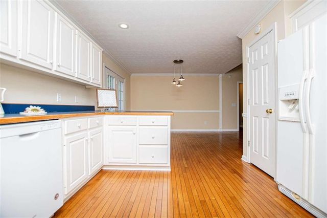 203 Comly Rich Drive, Carrollton, GA 30117