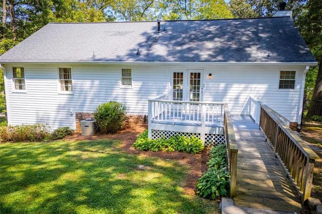 203 Comly Rich Drive, Carrollton, GA 30117