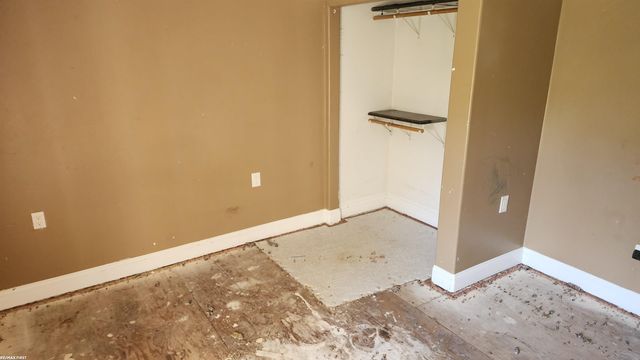 49520 Gratiot Avenue, Chesterfield, MI 48051