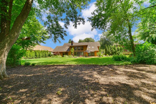 406 Wilderness Drive, Schererville, IN 46375