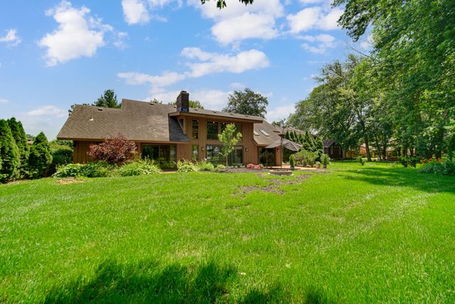 406 Wilderness Drive, Schererville, IN 46375