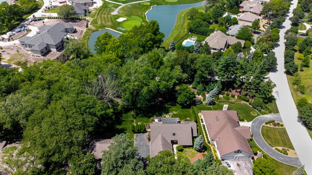 406 Wilderness Drive, Schererville, IN 46375