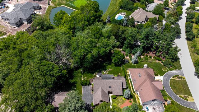406 Wilderness Drive, Schererville, IN 46375