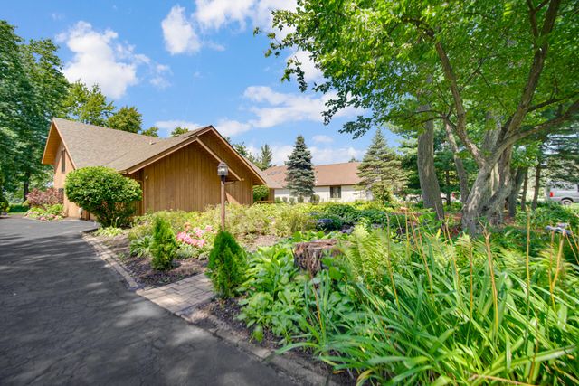 406 Wilderness Drive, Schererville, IN 46375